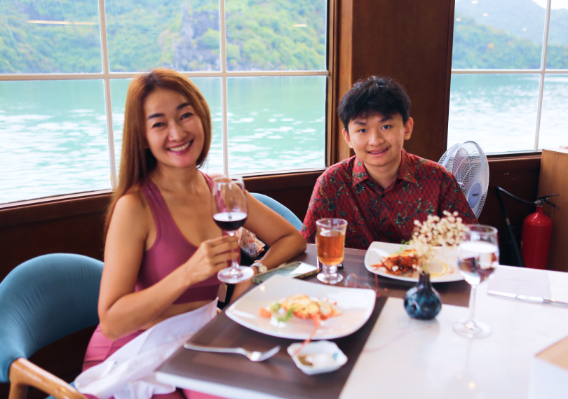 image-halong-catamaran-restaurant-15