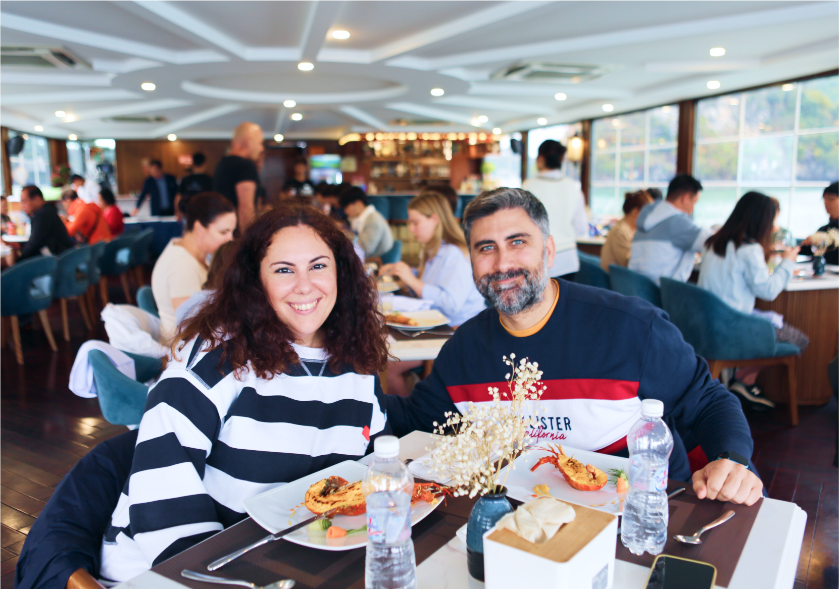 image-halong-catamaran-restaurant-19.jpg