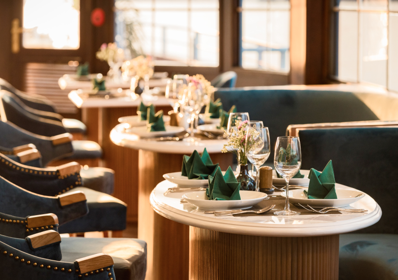 image-halong-catamaran-restaurant-16.jpg