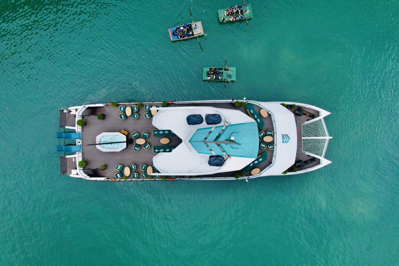 Space to Relax, Room to Enjoy the Bay